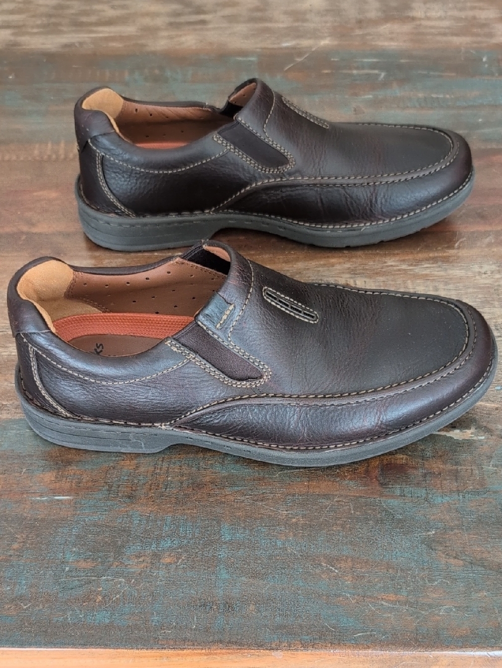 Clarks Unstructured Brown Leather Slip On Loafers - Men's 9 - Picture 5 of 8